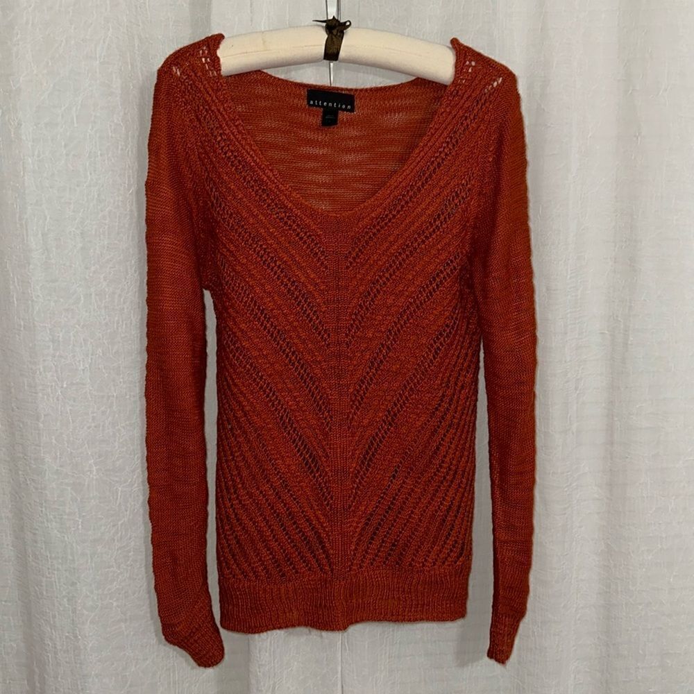 attention L Rust Burnt Orange Reverse Diagonal Eyelet Knit V-Neck Sweater